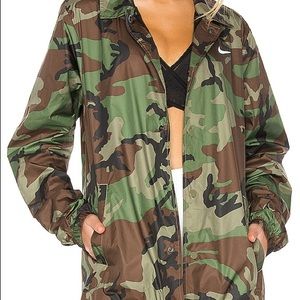 Nike SB Shield Coaches Jacket Camo